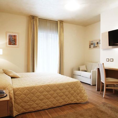 סן ג'ובאני אין פיורה Hotel Duchessa Della Sila מראה חיצוני תמונה