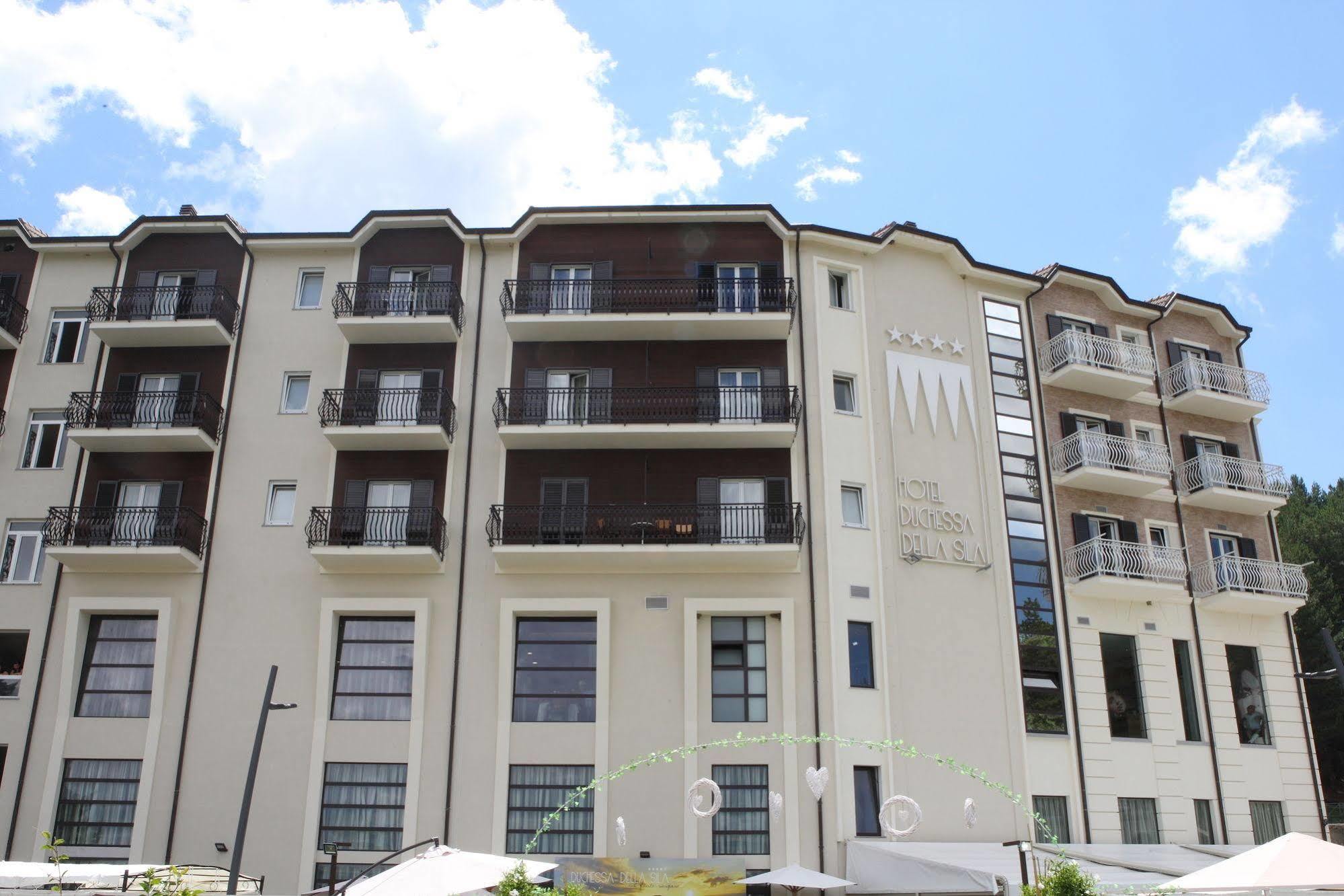סן ג'ובאני אין פיורה Hotel Duchessa Della Sila מראה חיצוני תמונה
