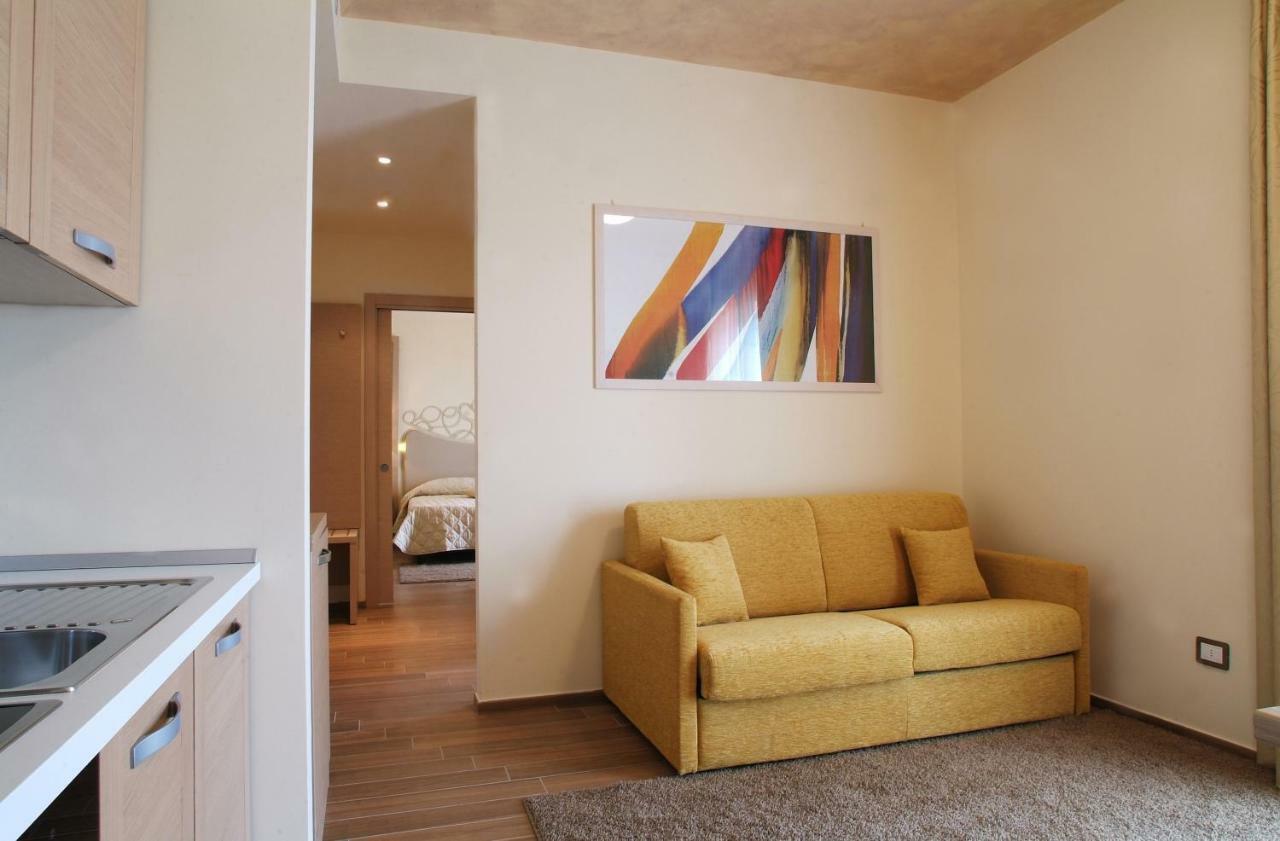 סן ג'ובאני אין פיורה Hotel Duchessa Della Sila מראה חיצוני תמונה