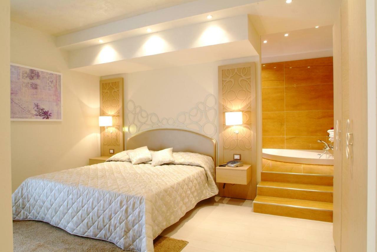 סן ג'ובאני אין פיורה Hotel Duchessa Della Sila מראה חיצוני תמונה